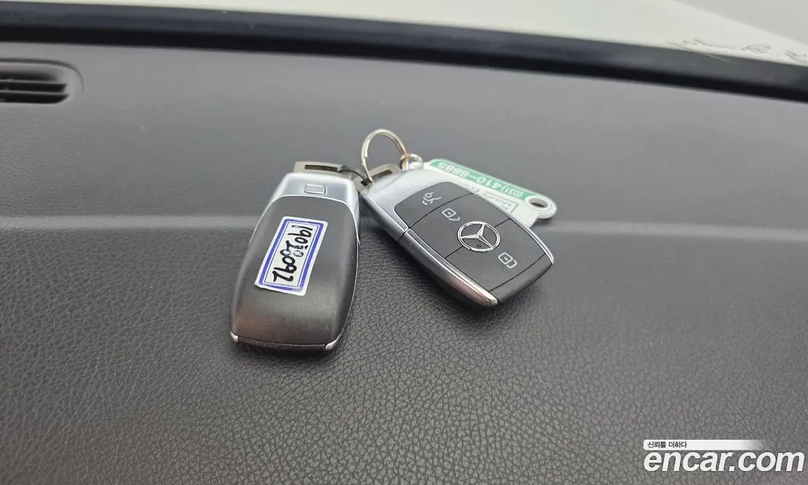 Mercedes-Benz GLB-Class 2022 2.0 автомат (гидро), фото 22