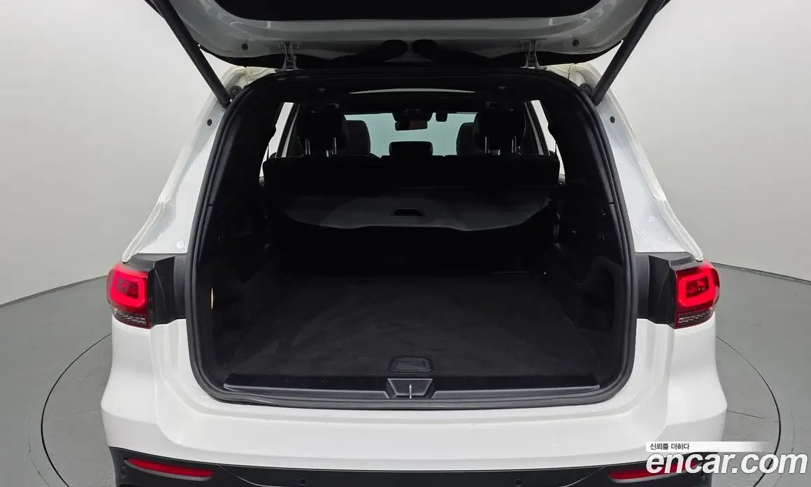 Mercedes-Benz GLB-Class 2022 2.0 автомат (гидро), фото 25