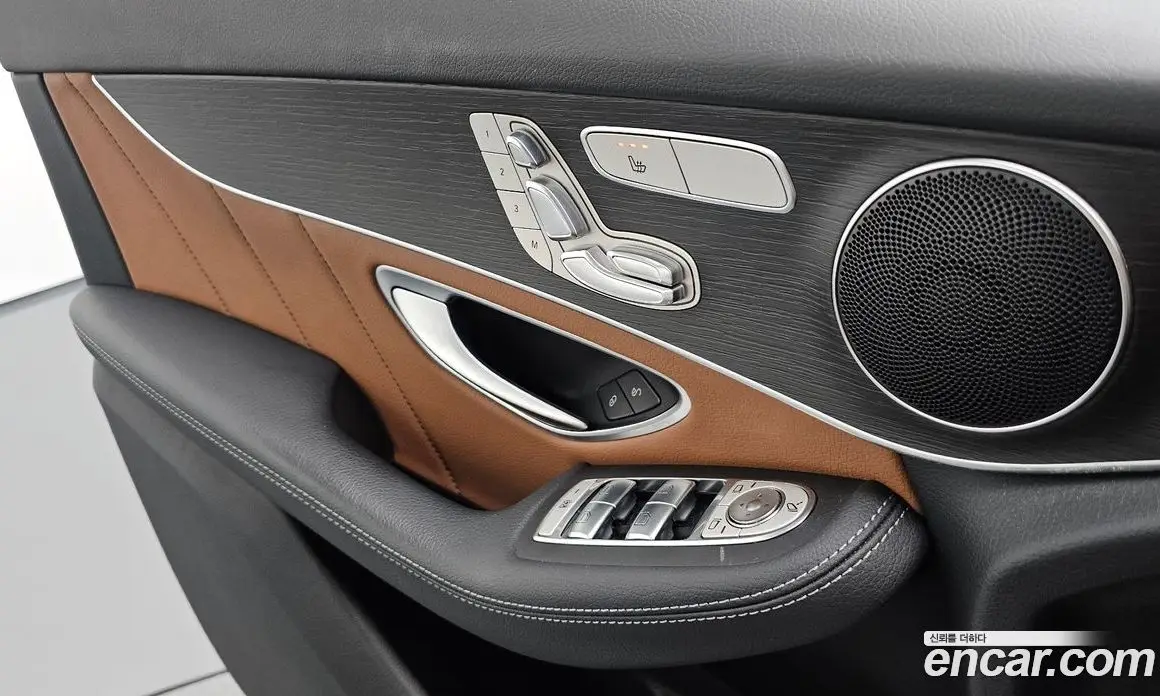 Mercedes-Benz GLC-Class 2021 2.0 автомат (гидро), фото 19 Mercedes-Benz GLC-Class 2021 2.0 автомат (гидро), фото 19