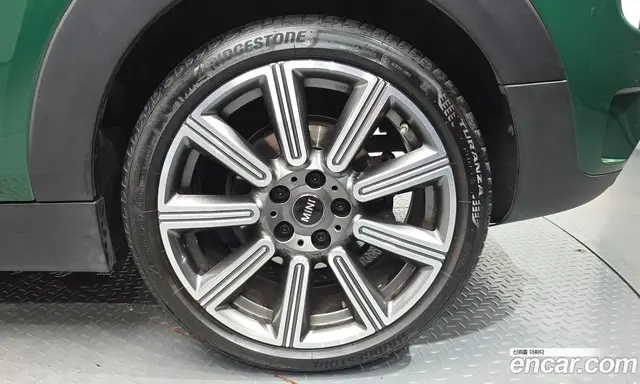Mini Clubman 2022 2.0 автомат (гидро), миниатюра 6 Mini Clubman 2022 2.0 автомат (гидро), миниатюра 6