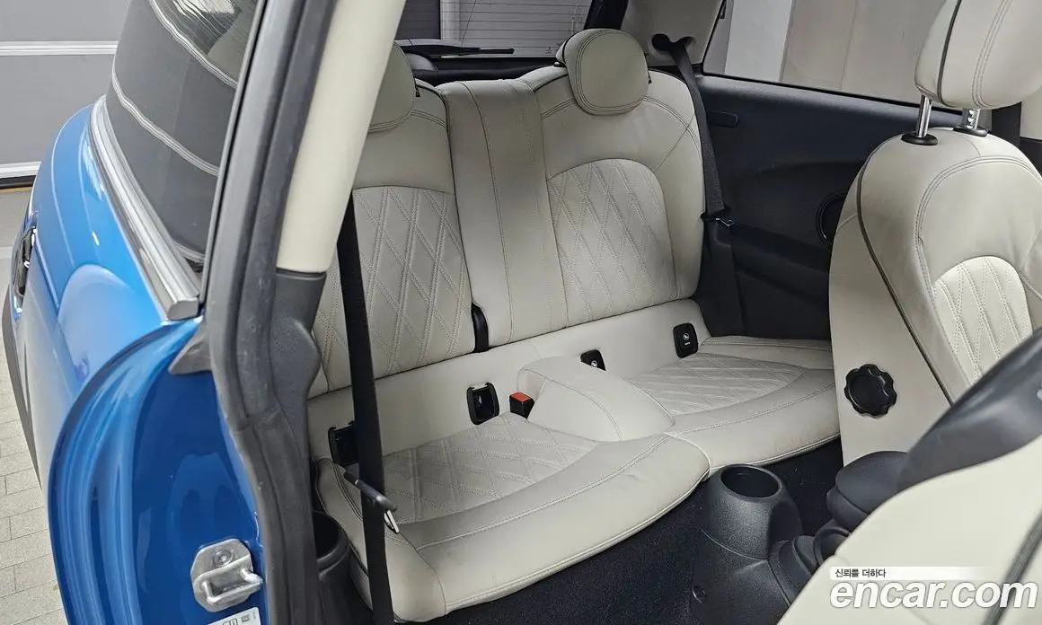 Mini Cooper 2023 2.0 автомат (гидро), фото 17 Mini Cooper 2023 2.0 автомат (гидро), фото 17