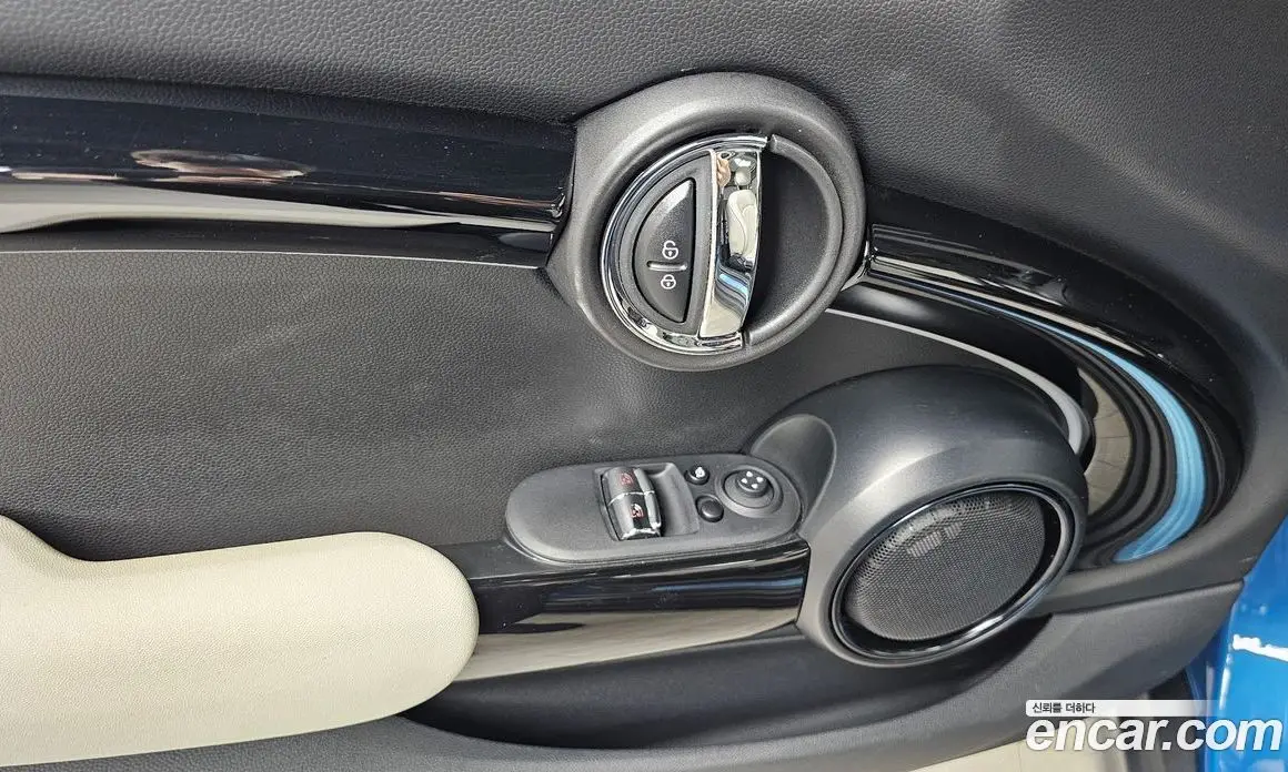 Mini Cooper 2023 2.0 автомат (гидро), фото 26 Mini Cooper 2023 2.0 автомат (гидро), фото 26