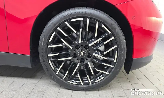 Mini Cooper 2024 0.1 автомат (гидро), миниатюра 7 Mini Cooper 2024 0.1 автомат (гидро), миниатюра 7