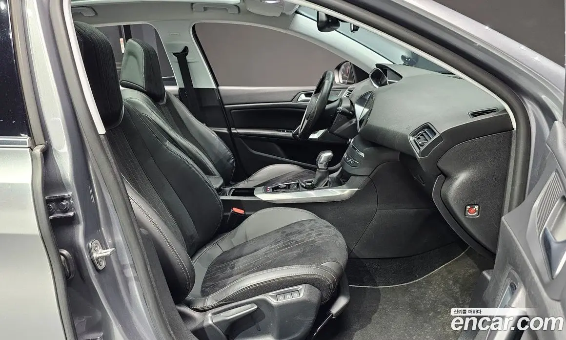 Peugeot 308 2015 2.0 автомат (гидро), фото 12