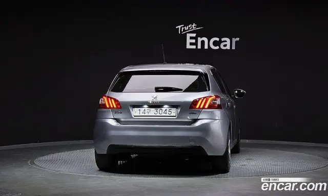 Peugeot 308 2015 2.0 автомат (гидро), миниатюра 4
