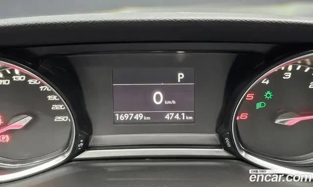Peugeot 308 2015 2.0 автомат (гидро), миниатюра 8