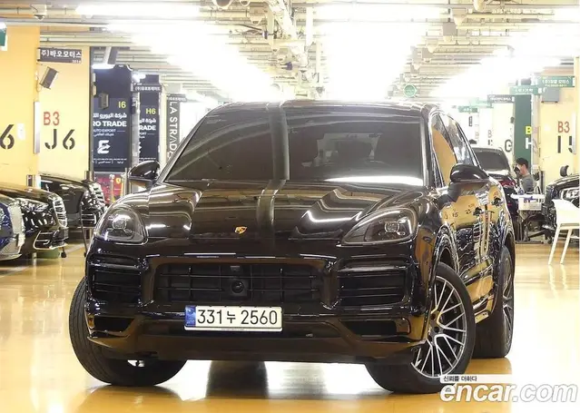 Porsche Cayenne 2022 3.0 автомат (гидро), миниатюра 3 Porsche Cayenne 2022 3.0 автомат (гидро), миниатюра 3