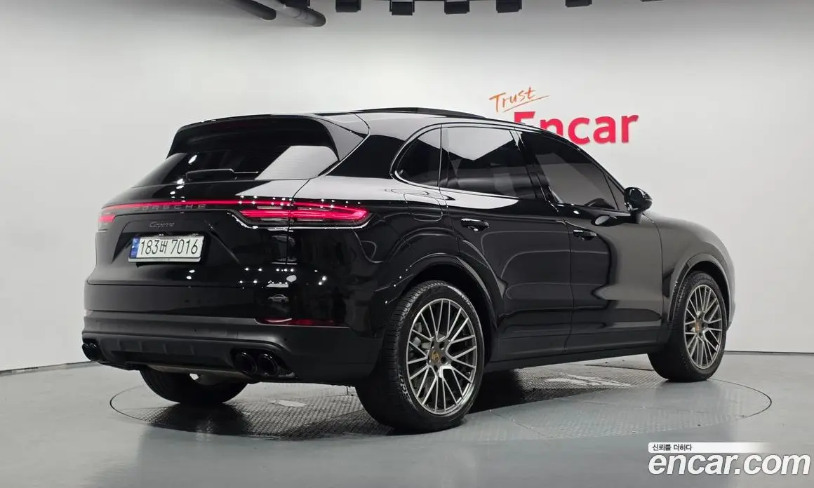 Porsche Cayenne 2023 3.0 автомат (гидро), фото 2 Porsche Cayenne 2023 3.0 автомат (гидро), фото 2