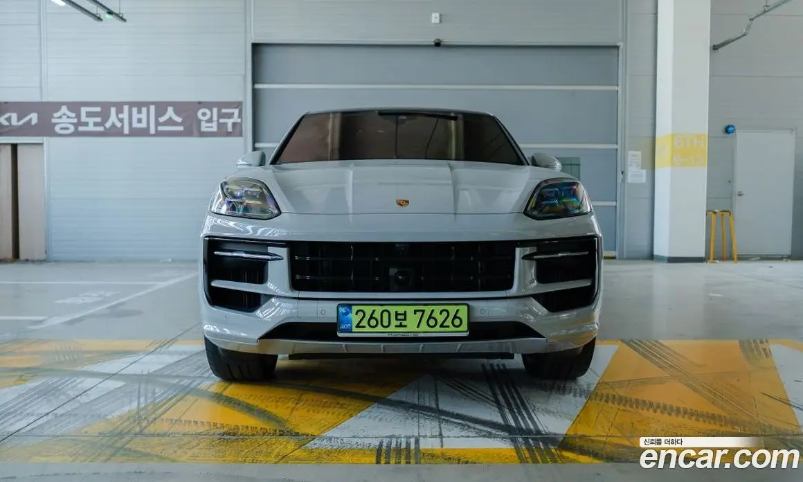 Porsche Cayenne 2025 3.0 автомат (гидро), фото 1 Porsche Cayenne 2025 3.0 автомат (гидро), фото 1