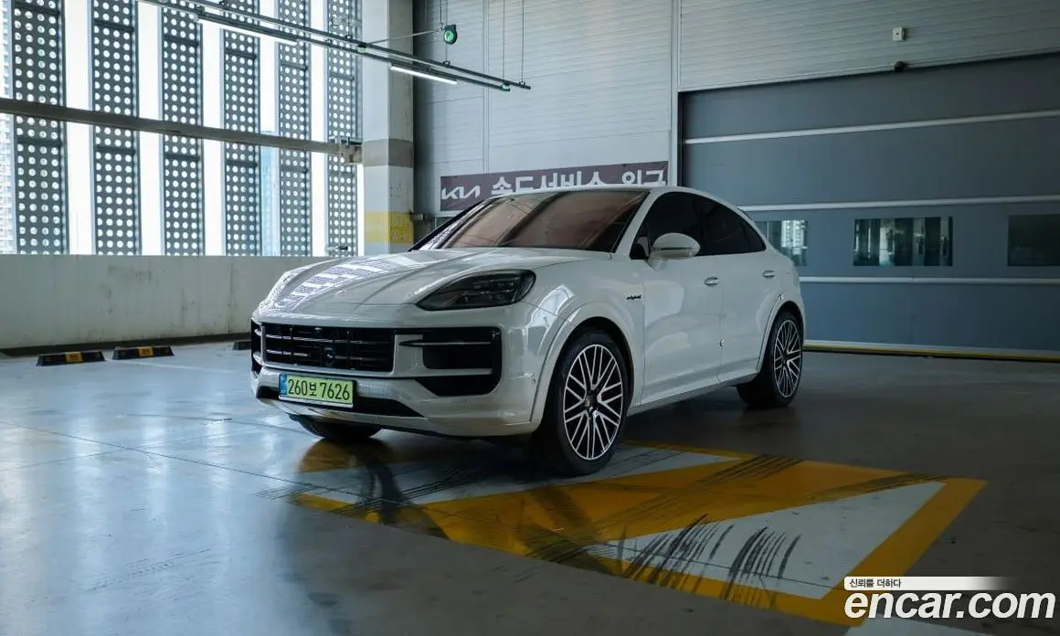 Porsche Cayenne 2025 3.0 автомат (гидро), фото 3 Porsche Cayenne 2025 3.0 автомат (гидро), фото 3