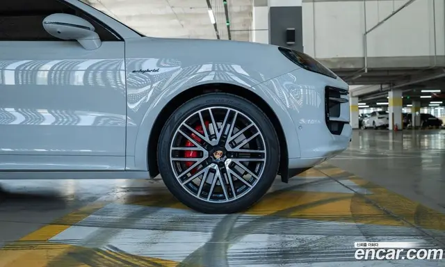 Porsche Cayenne 2025 3.0 автомат (гидро), миниатюра 7 Porsche Cayenne 2025 3.0 автомат (гидро), миниатюра 7