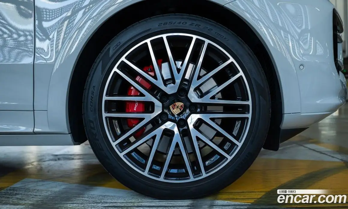 Porsche Cayenne 2025 3.0 автомат (гидро), фото 8 Porsche Cayenne 2025 3.0 автомат (гидро), фото 8