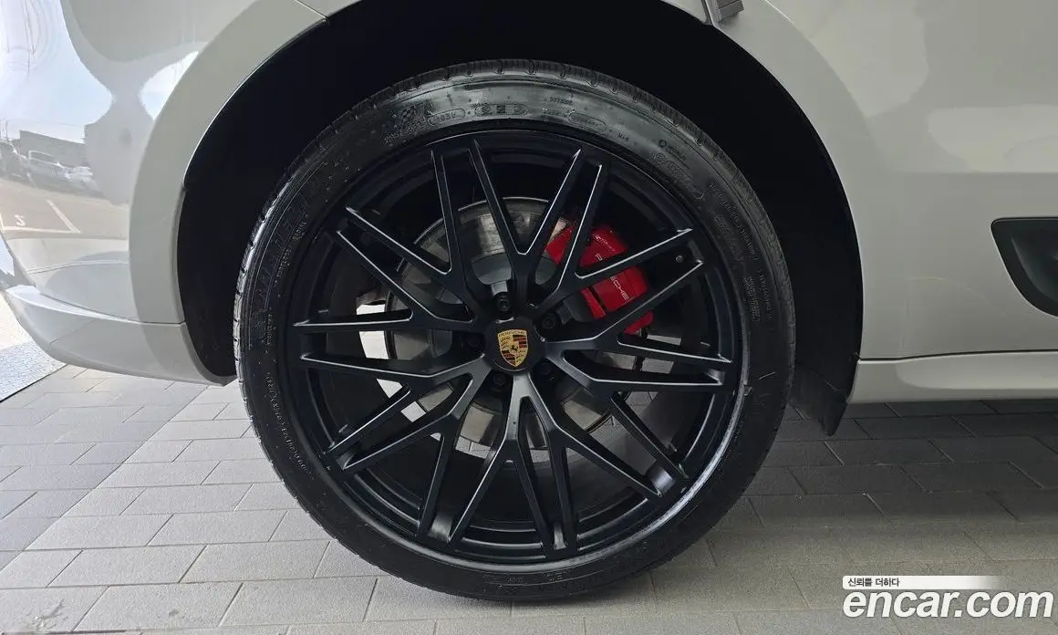 Porsche Macan 2024 2.9 автомат (гидро), фото 5 Porsche Macan 2024 2.9 автомат (гидро), фото 5