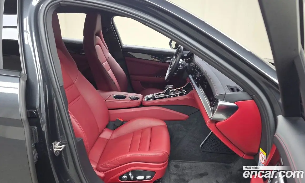 Porsche Panamera 2018 3.0 автомат (гидро), фото 17