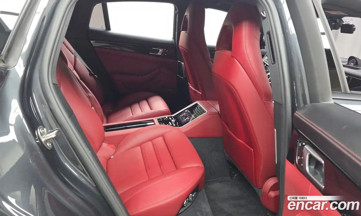 Porsche Panamera 2018 3.0 автомат (гидро), фото 18