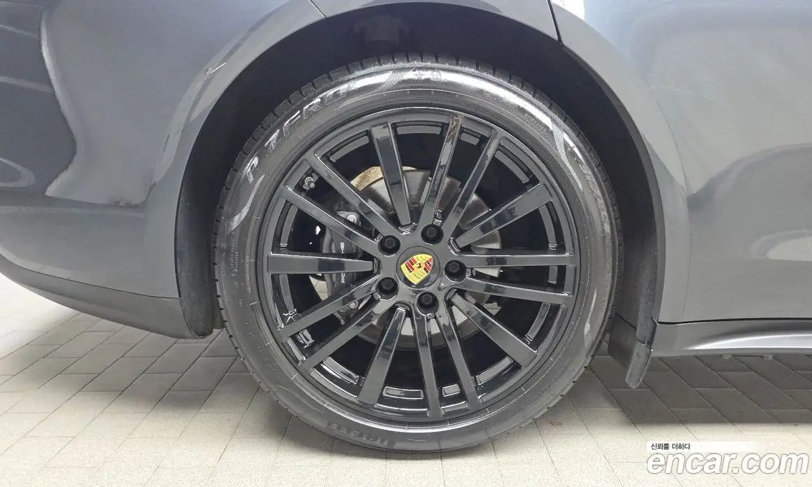 Porsche Panamera 2018 3.0 автомат (гидро), фото 5