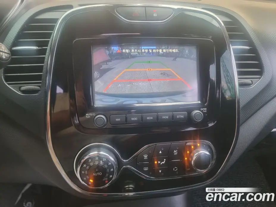 Renault (Samsung) QM3 2015 1.5 автомат (гидро), фото 13 Renault (Samsung) QM3 2015 1.5 автомат (гидро), фото 13