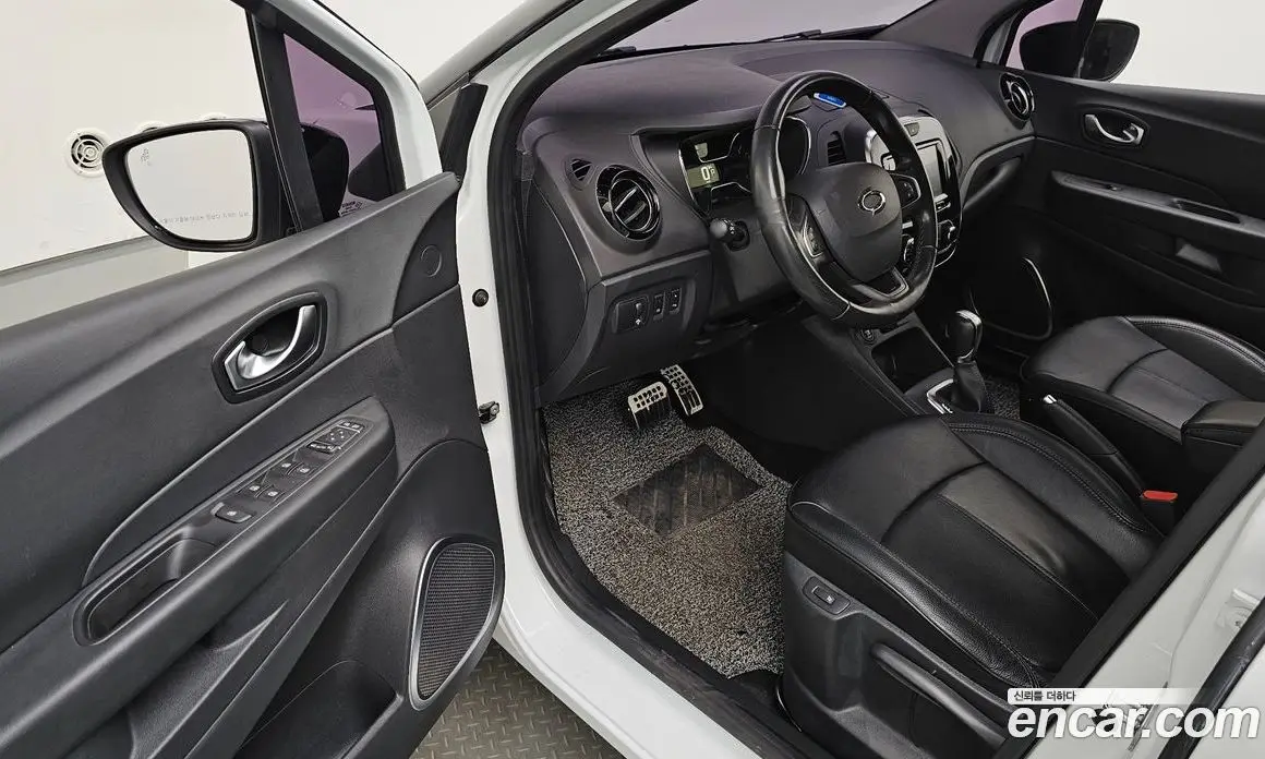 Renault (Samsung) QM3 2019 1.5 автомат (гидро), фото 12 Renault (Samsung) QM3 2019 1.5 автомат (гидро), фото 12