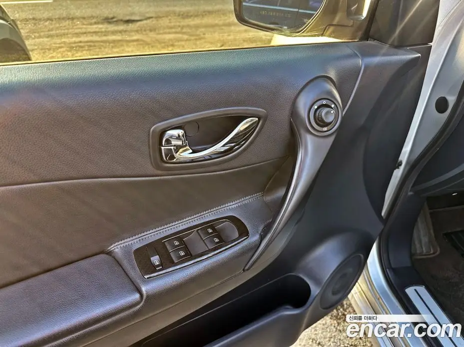 Renault (Samsung) QM5 2011 2.0 автомат (гидро), фото 11 Renault (Samsung) QM5 2011 2.0 автомат (гидро), фото 11