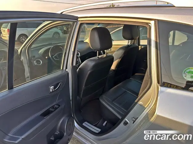 Renault (Samsung) QM5 2011 2.0 автомат (гидро), миниатюра 10 Renault (Samsung) QM5 2011 2.0 автомат (гидро), миниатюра 10