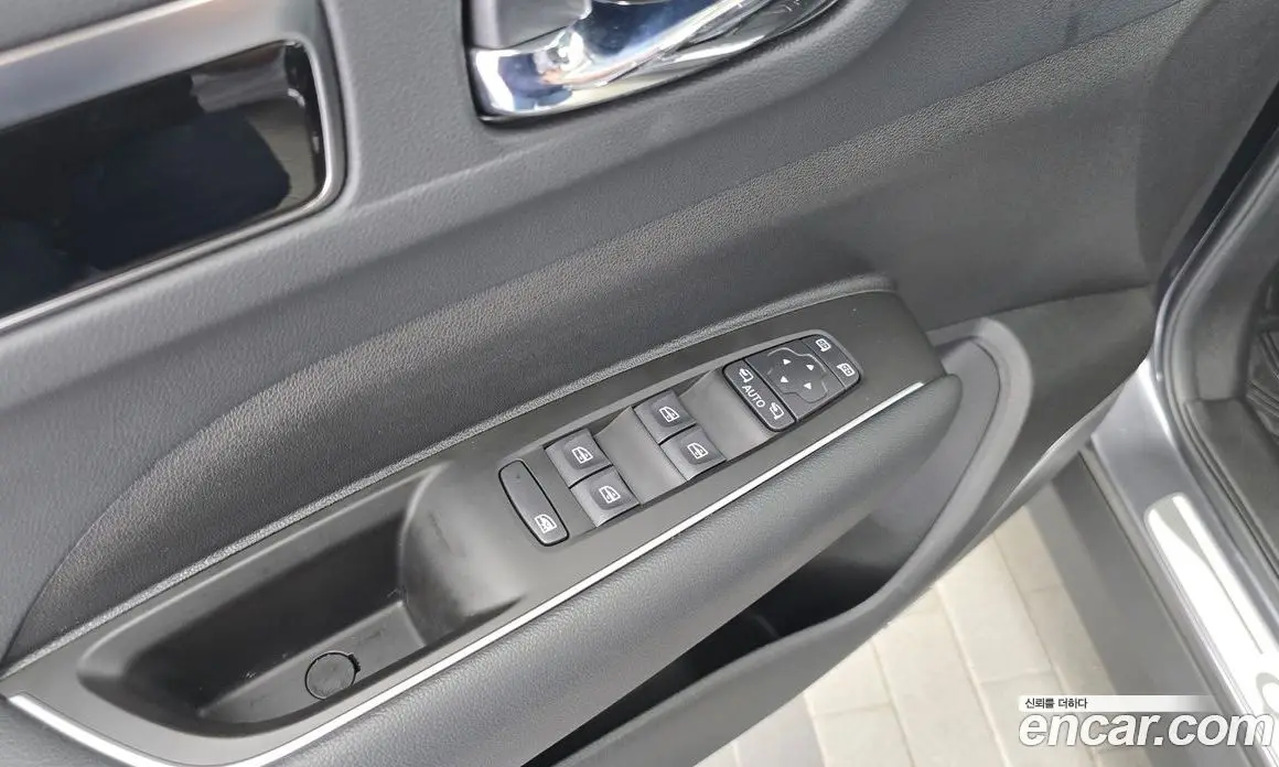 Renault (Samsung) QM6 2024 2.0 автомат (гидро), фото 29 Renault (Samsung) QM6 2024 2.0 автомат (гидро), фото 29