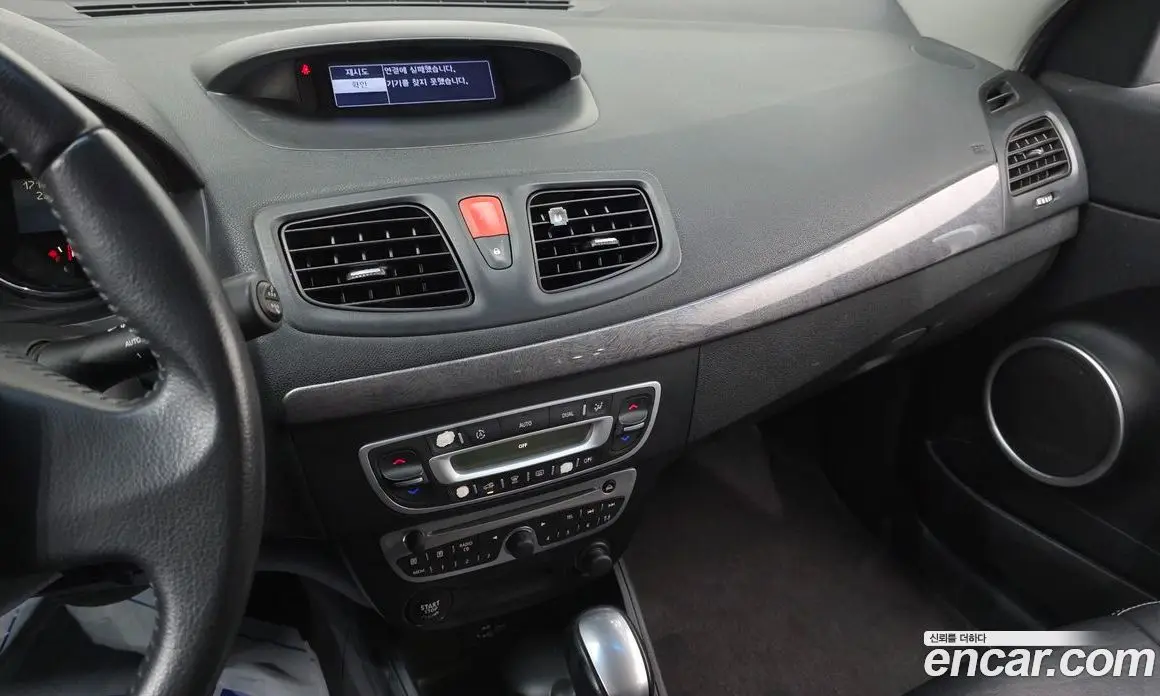 Renault (Samsung) SM3 2011 1.6 автомат (гидро), фото 15 Renault (Samsung) SM3 2011 1.6 автомат (гидро), фото 15