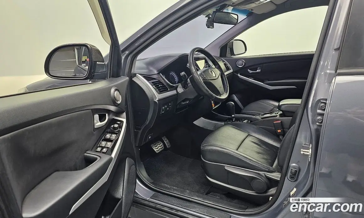 SsangYong Korando 2015 2.2 автомат (гидро), фото 13 SsangYong Korando 2015 2.2 автомат (гидро), фото 13