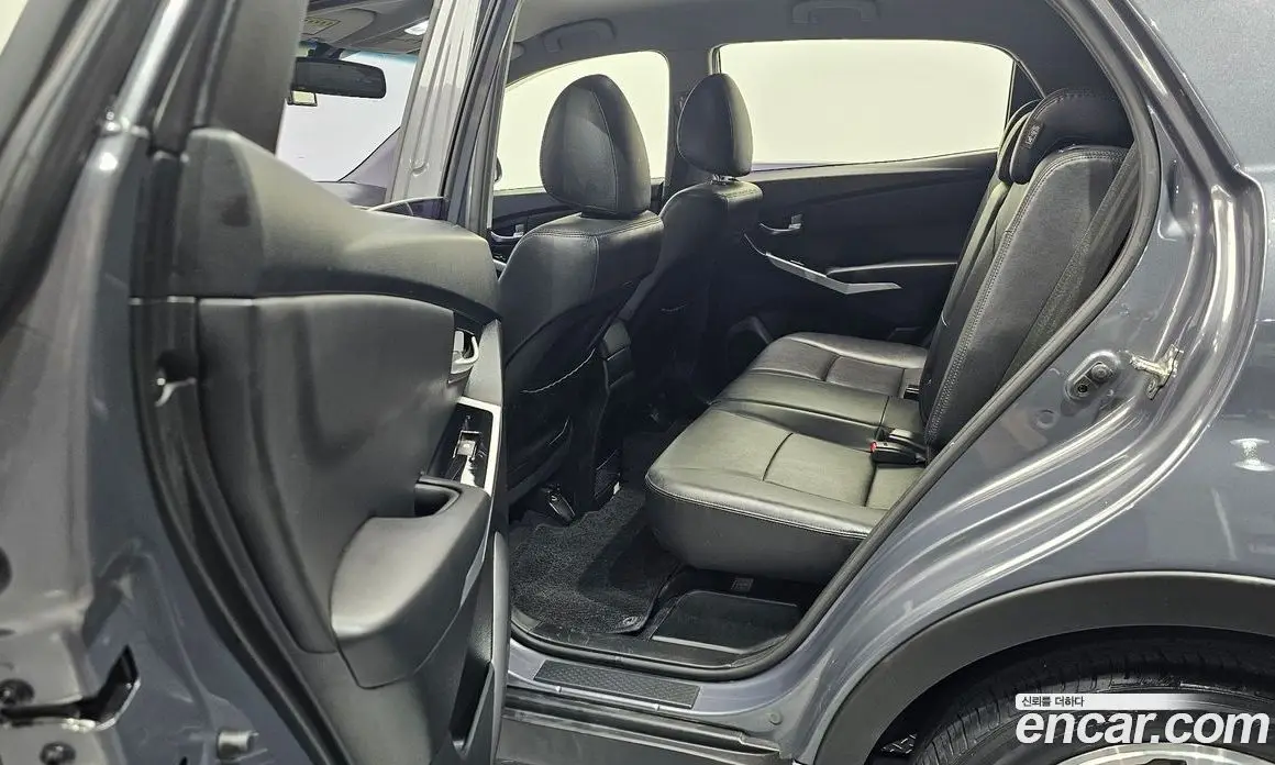 SsangYong Korando 2015 2.2 автомат (гидро), фото 16 SsangYong Korando 2015 2.2 автомат (гидро), фото 16