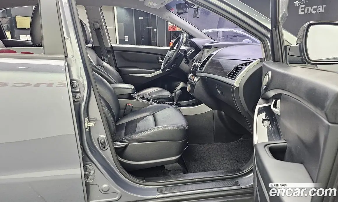 SsangYong Korando 2015 2.2 автомат (гидро), фото 17 SsangYong Korando 2015 2.2 автомат (гидро), фото 17