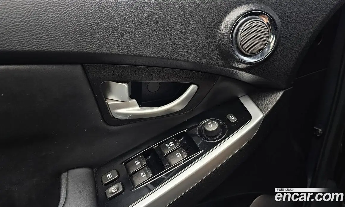 SsangYong Korando 2015 2.2 автомат (гидро), фото 28 SsangYong Korando 2015 2.2 автомат (гидро), фото 28