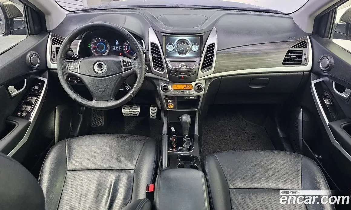 SsangYong Korando 2015 2.2 автомат (гидро), фото 10 SsangYong Korando 2015 2.2 автомат (гидро), фото 10