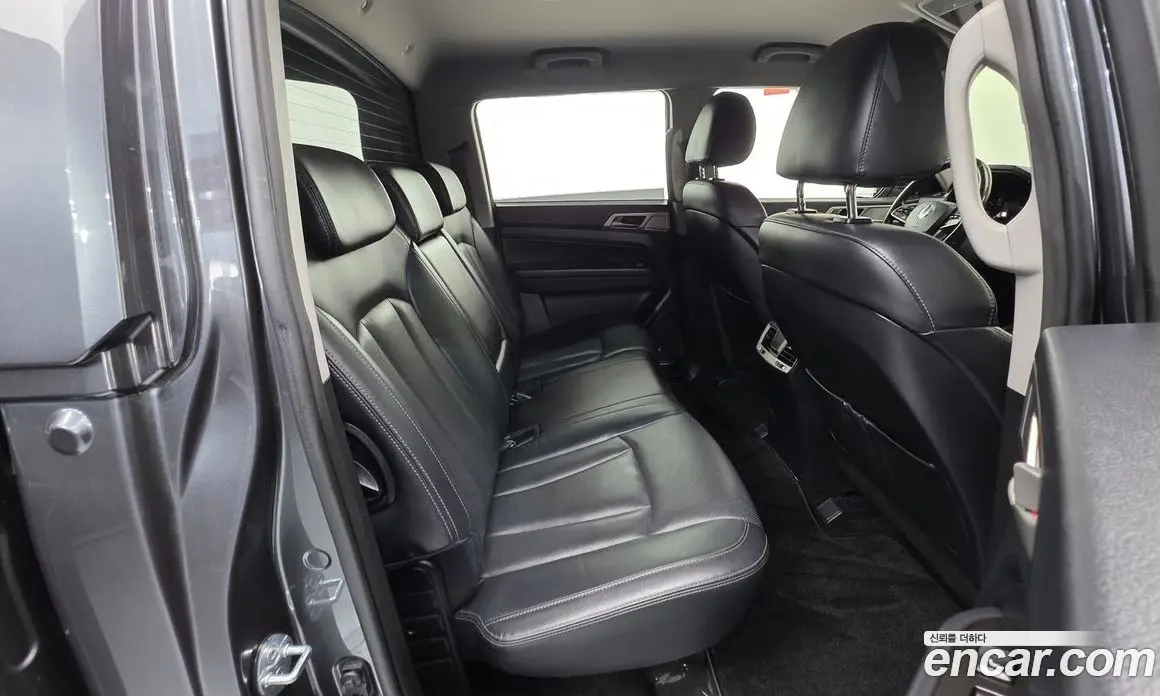 SsangYong Rexton 2018 2.2 автомат (гидро), фото 19 SsangYong Rexton 2018 2.2 автомат (гидро), фото 19