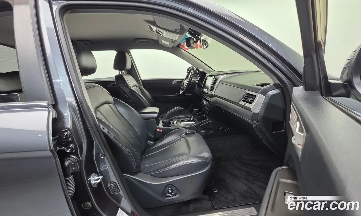 SsangYong Rexton 2018 2.2 автомат (гидро), фото 10 SsangYong Rexton 2018 2.2 автомат (гидро), фото 10