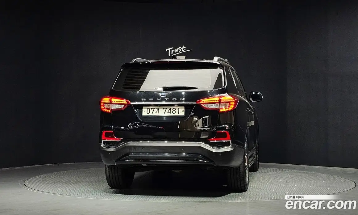 SsangYong Rexton 2018 2.2 автомат (гидро), фото 4 SsangYong Rexton 2018 2.2 автомат (гидро), фото 4