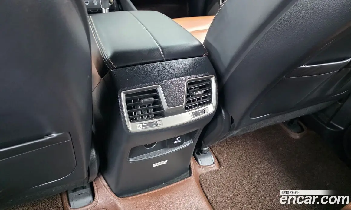 SsangYong Rexton 2018 2.2 автомат (гидро), фото 32 SsangYong Rexton 2018 2.2 автомат (гидро), фото 32