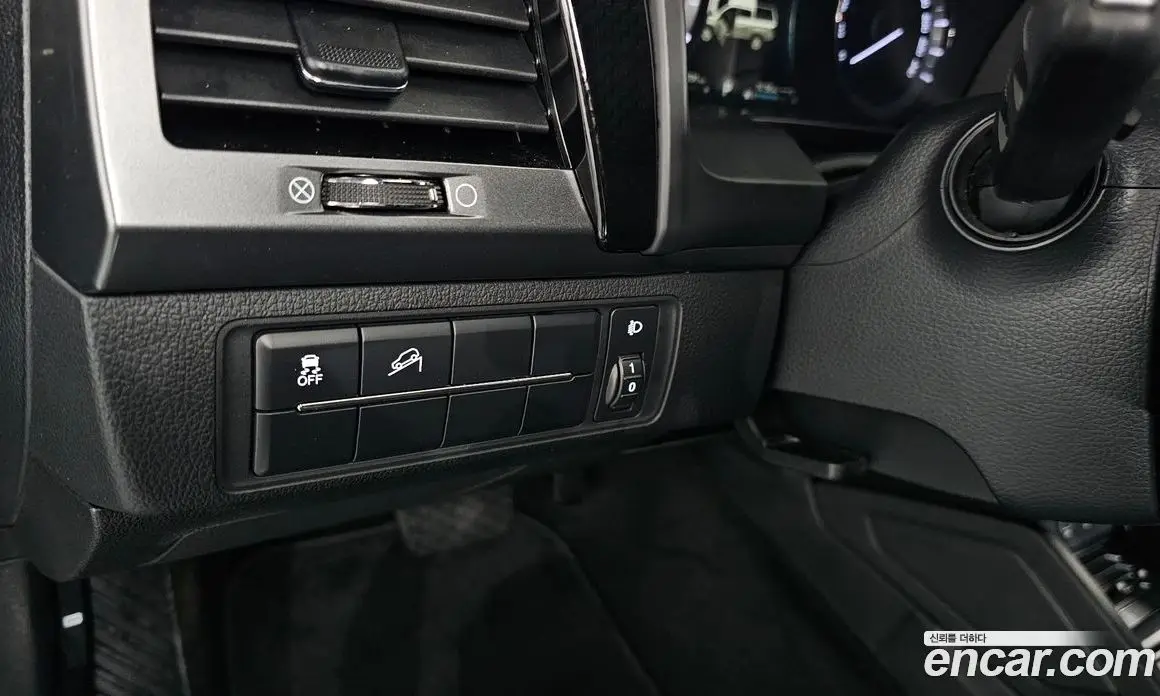 SsangYong Rexton 2021 2.2 автомат (гидро), фото 17