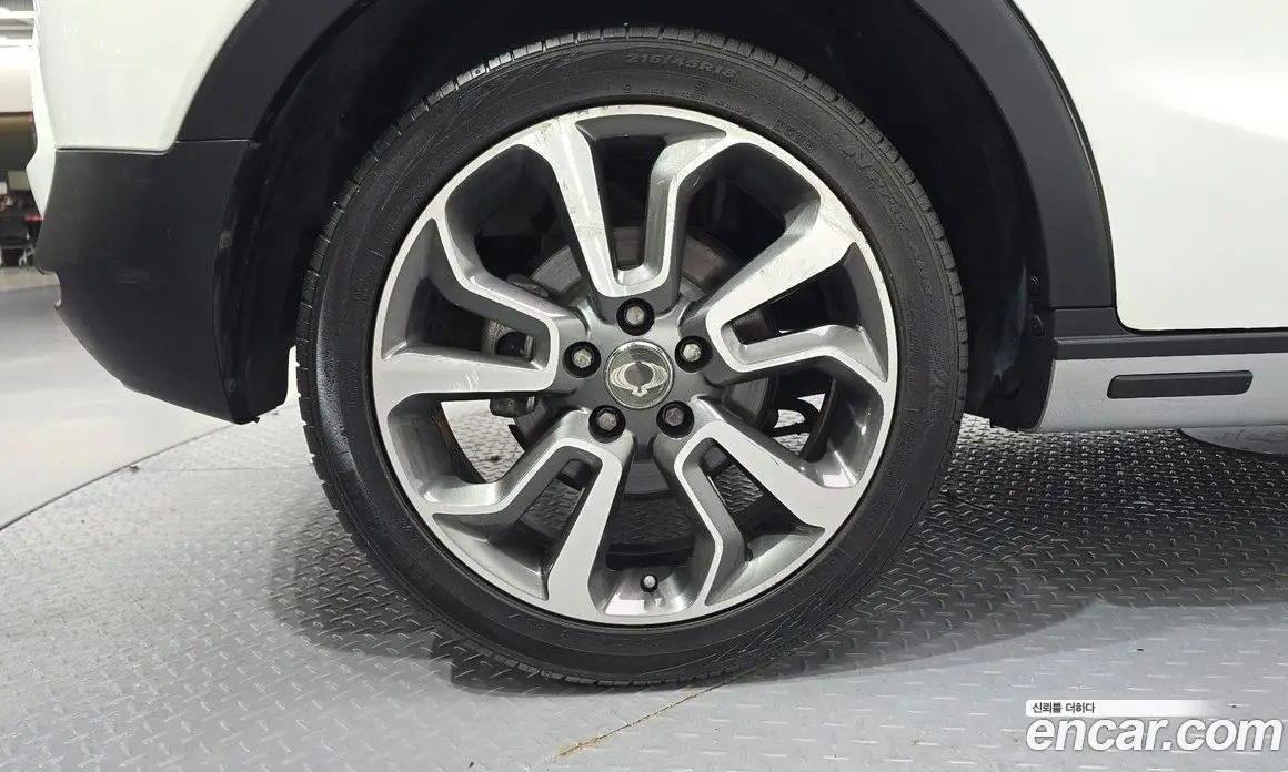 SsangYong TIBOLI 2016 1.6 автомат (гидро), фото 5 SsangYong TIBOLI 2016 1.6 автомат (гидро), фото 5