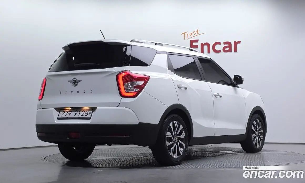SsangYong TIBOLI 2018 1.6 автомат (гидро), фото 2 SsangYong TIBOLI 2018 1.6 автомат (гидро), фото 2