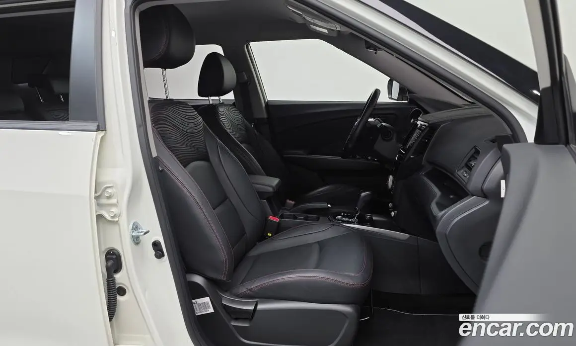 SsangYong TIBOLI 2018 1.6 автомат (гидро), фото 16 SsangYong TIBOLI 2018 1.6 автомат (гидро), фото 16