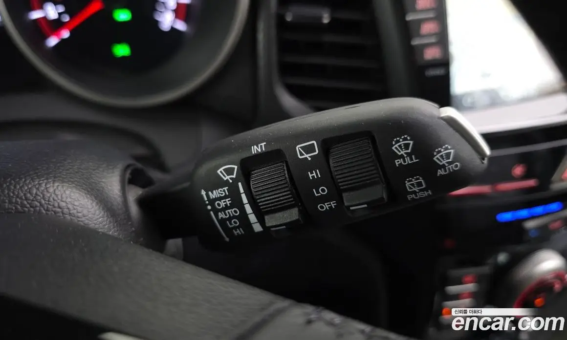 SsangYong TIBOLI 2018 1.6 автомат (гидро), фото 26 SsangYong TIBOLI 2018 1.6 автомат (гидро), фото 26