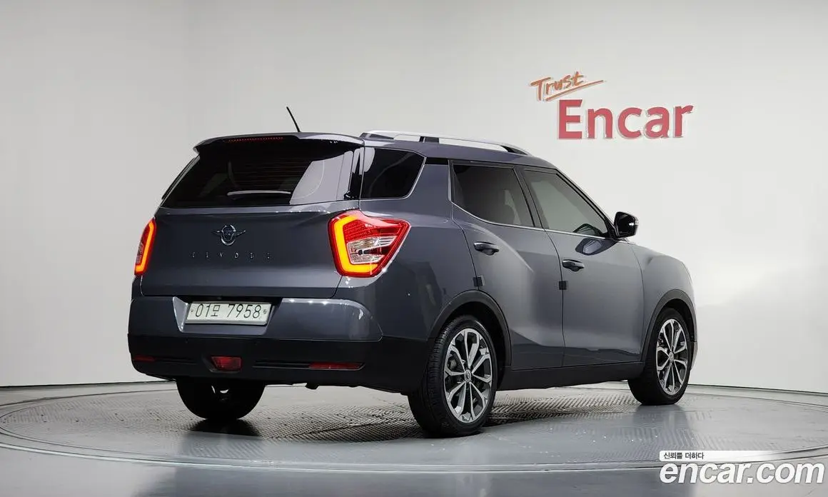SsangYong TIBOLI 2018 1.6 автомат (гидро), фото 2 SsangYong TIBOLI 2018 1.6 автомат (гидро), фото 2