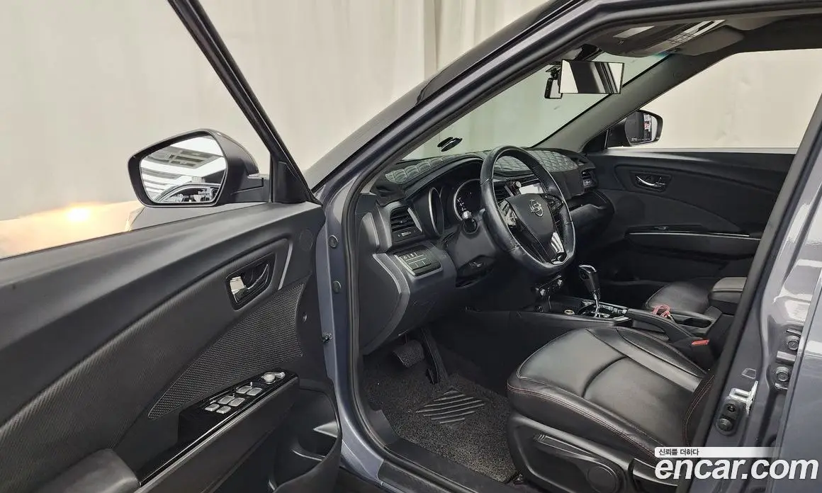 SsangYong TIBOLI 2018 1.6 автомат (гидро), фото 13 SsangYong TIBOLI 2018 1.6 автомат (гидро), фото 13