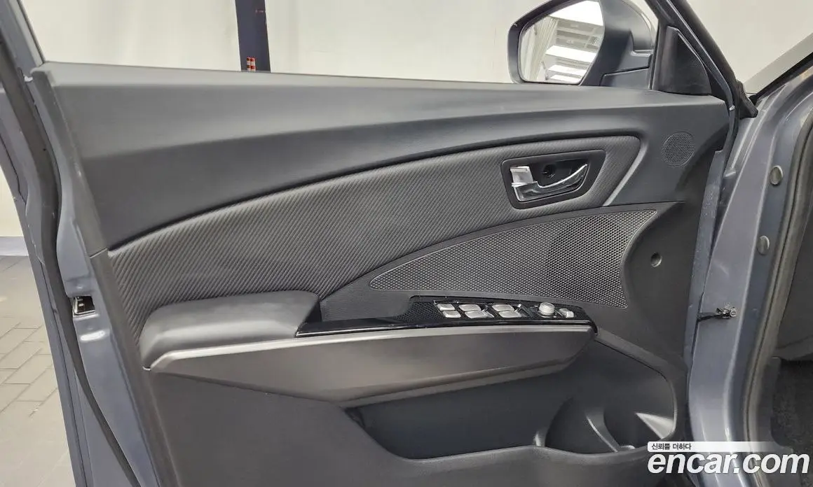 SsangYong TIBOLI 2018 1.6 автомат (гидро), фото 14 SsangYong TIBOLI 2018 1.6 автомат (гидро), фото 14