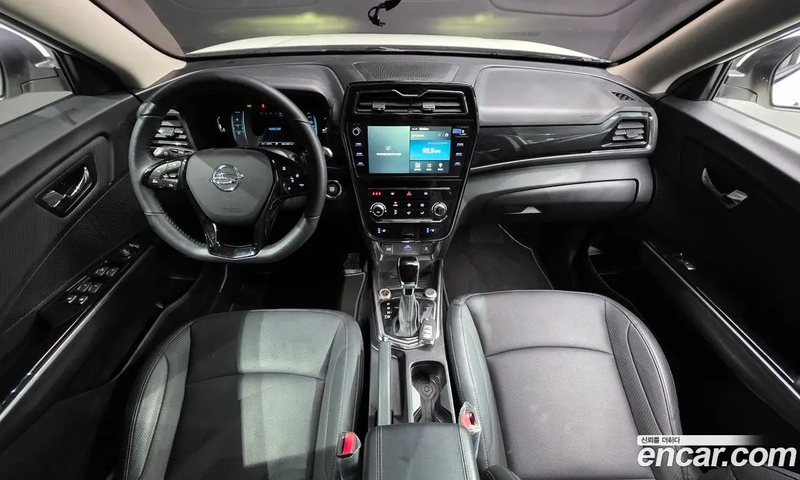 SsangYong TIBOLI 2021 1.5 автомат (гидро), фото 7 SsangYong TIBOLI 2021 1.5 автомат (гидро), фото 7