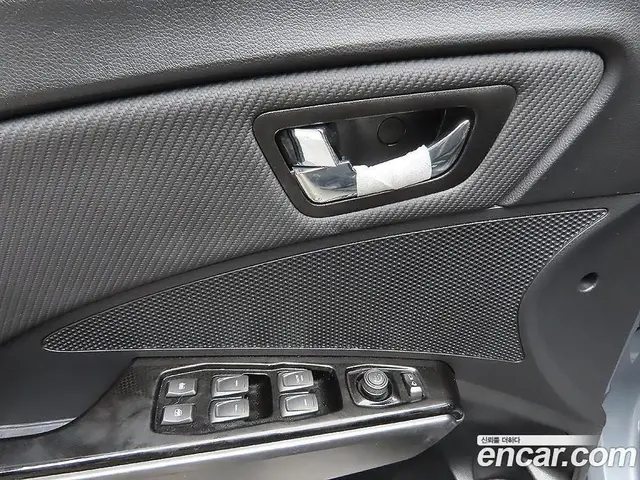 SsangYong TIBOLI 2023 1.5 автомат (гидро), миниатюра 12