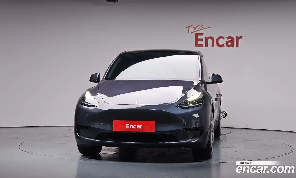 Tesla Model Y 2024 0.2 автомат (гидро), фото 2 Tesla Model Y 2024 0.2 автомат (гидро), фото 2