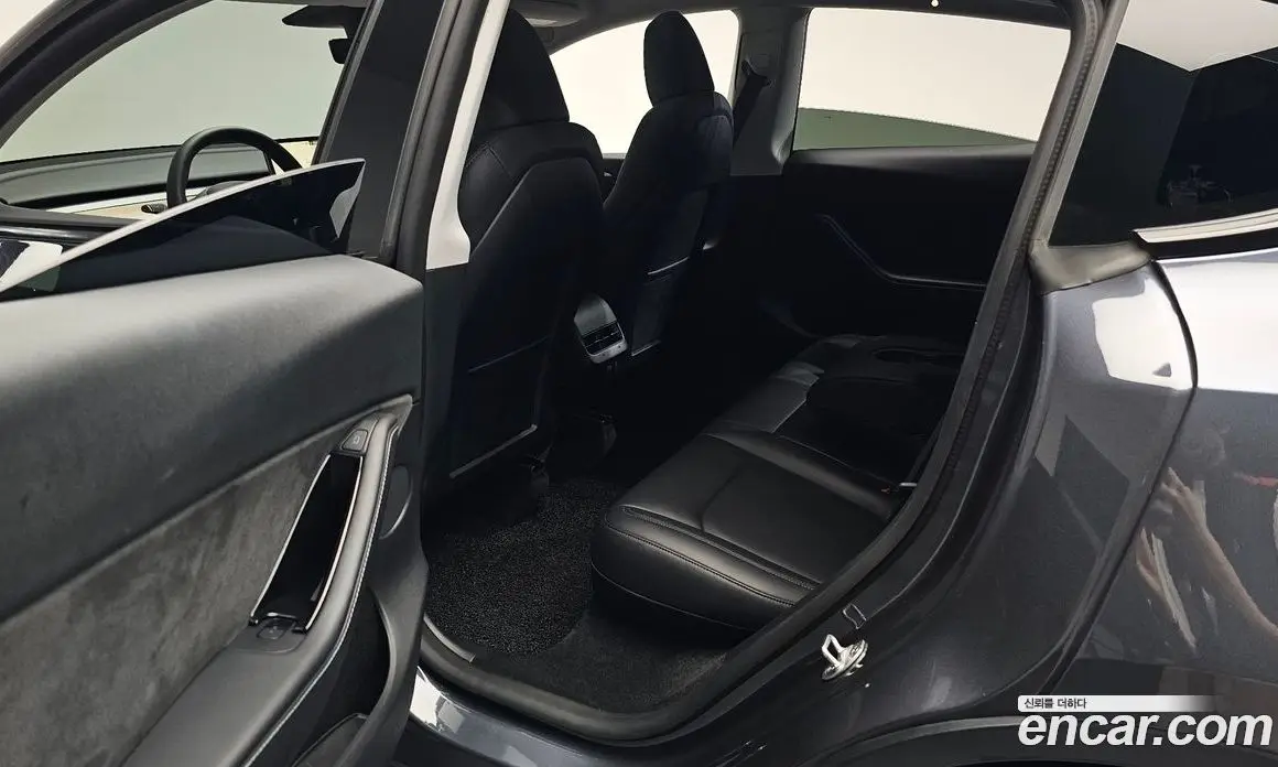 Tesla Model Y 2024 0.2 автомат (гидро), фото 16 Tesla Model Y 2024 0.2 автомат (гидро), фото 16