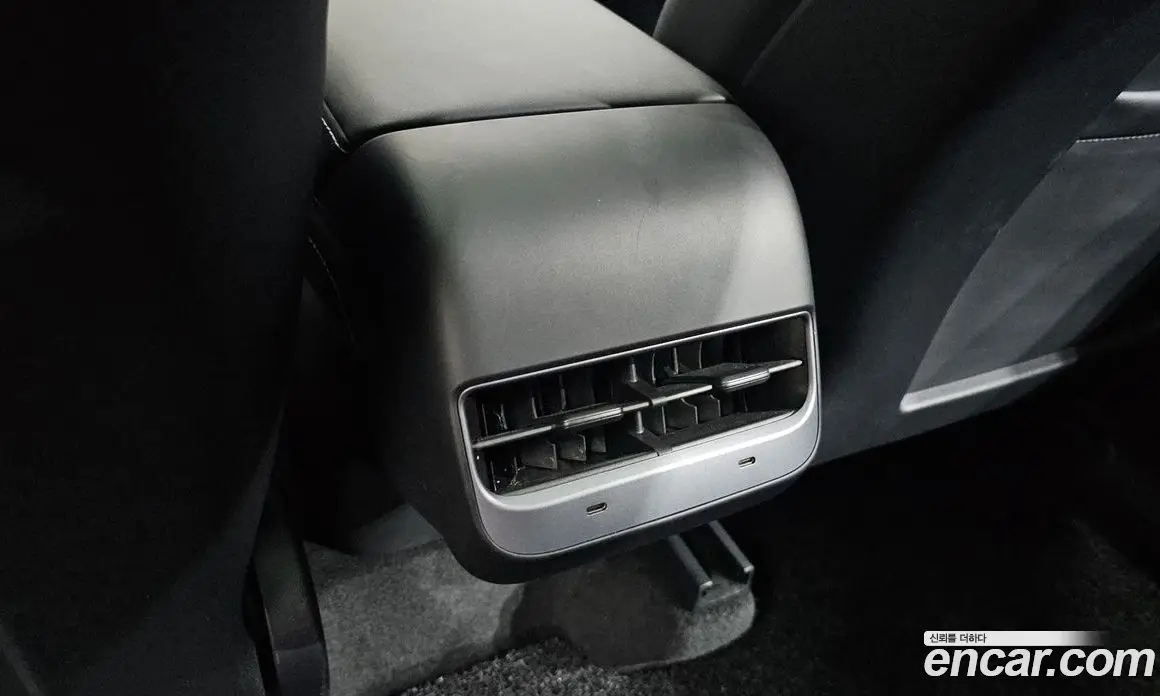 Tesla Model Y 2024 0.2 автомат (гидро), фото 30 Tesla Model Y 2024 0.2 автомат (гидро), фото 30