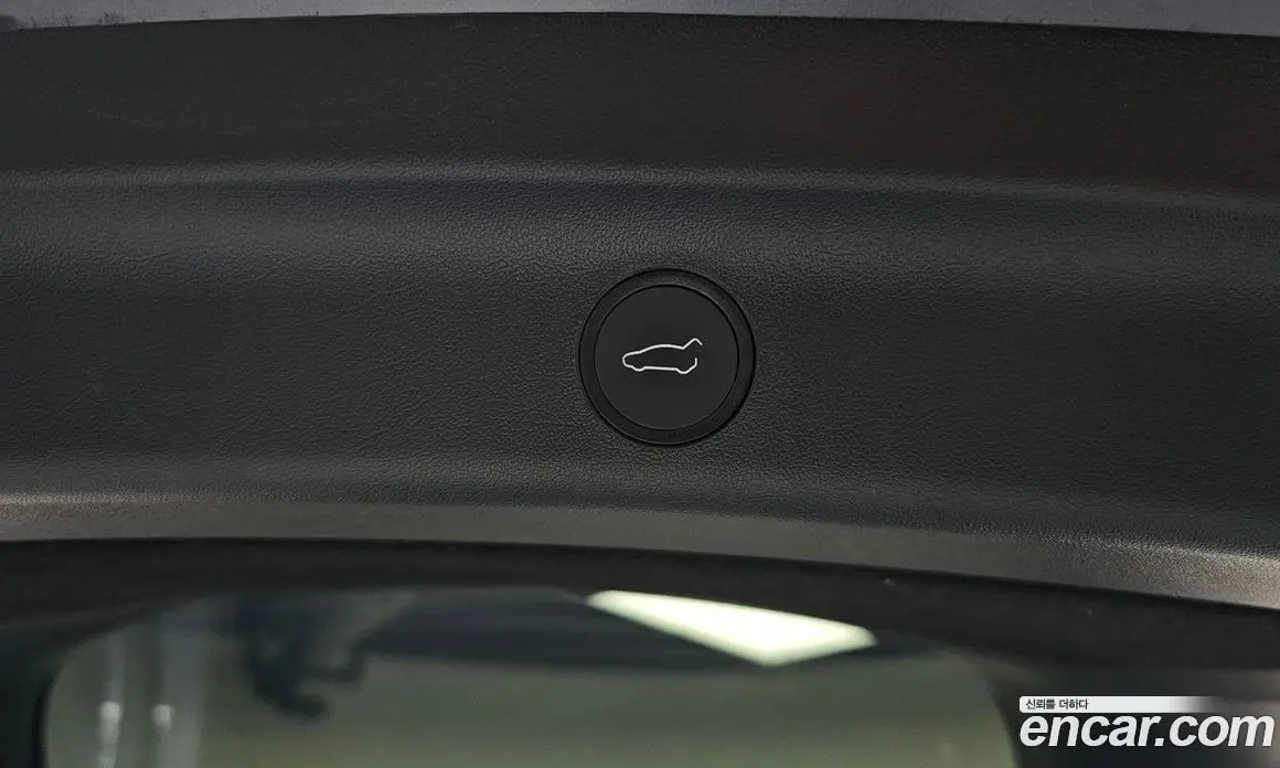 Tesla Model Y 2024 0.2 автомат (гидро), фото 31 Tesla Model Y 2024 0.2 автомат (гидро), фото 31