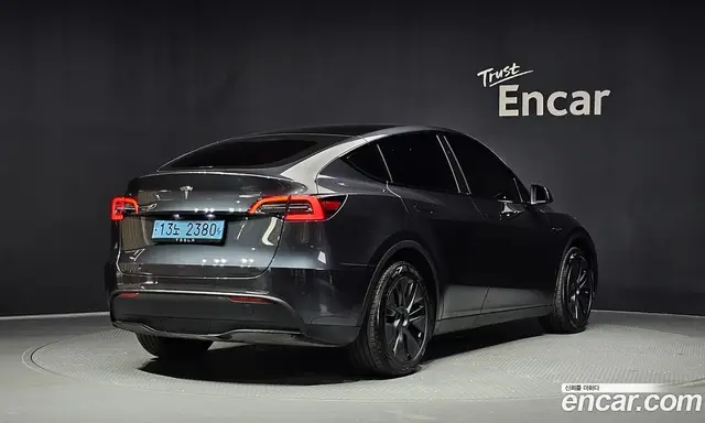 Tesla Model Y 2025 0.2 автомат (гидро), миниатюра 2